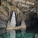 Planinski Dom Na Travni Gori * Sodrazica