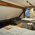 Planinski Dom Na Travni Gori Feriehus Sodrazica
