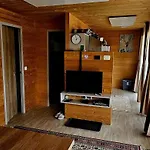 Feriehus Planinski Dom Na Travni Gori *