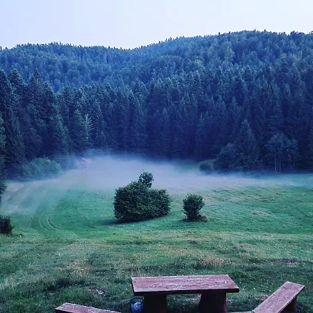 Planinski Dom Na Travni Gori Sodrazica