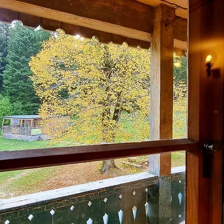 Planinski Dom Na Travni Gori
