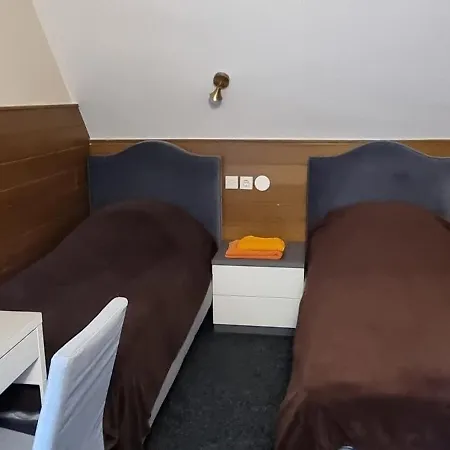 Planinski Dom Na Travni Gori *