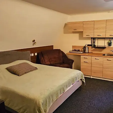 Planinski Dom Na Travni Gori