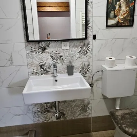 Planinski Dom Na Travni Gori Sodrazica