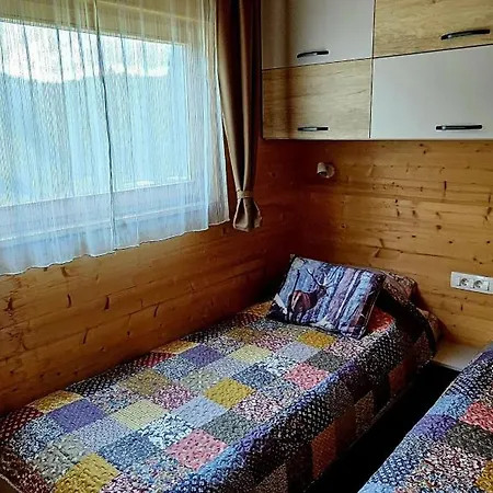 Planinski Dom Na Travni Gori