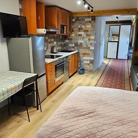 Planinski Dom Na Travni Gori