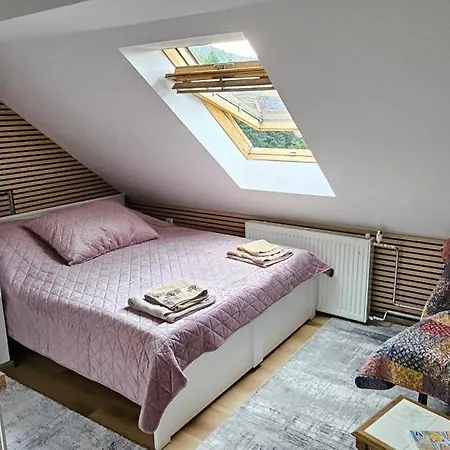 Planinski Dom Na Travni Gori Počitniška hiša *