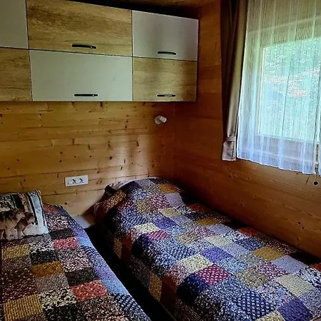 Planinski Dom Na Travni Gori