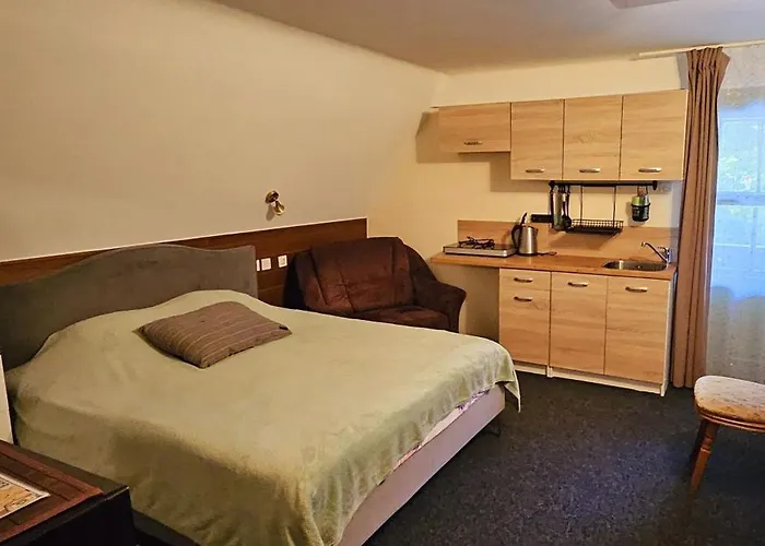 Planinski Dom Na Travni Gori