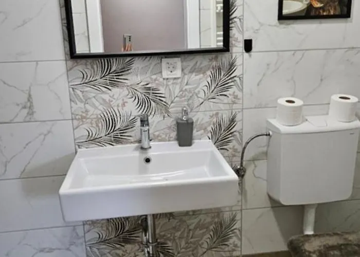 Planinski Dom Na Travni Gori Sodrazica