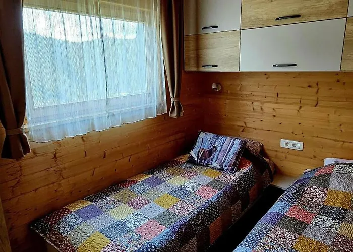 Planinski Dom Na Travni Gori