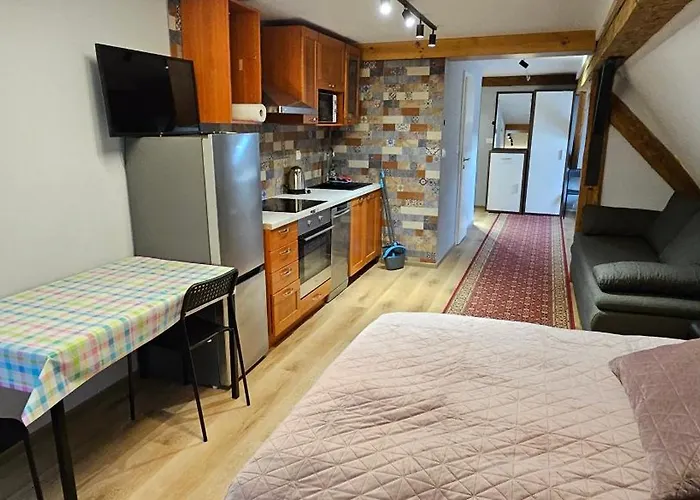 Planinski Dom Na Travni Gori