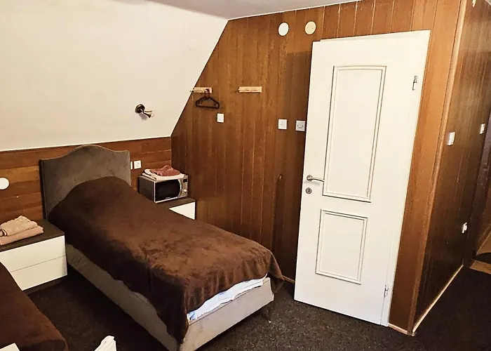 Planinski Dom Na Travni Gori Ferienhaus